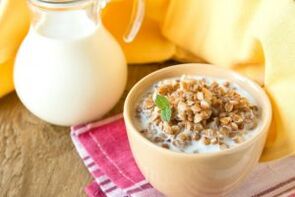Pagkain ng kefir-bakwit