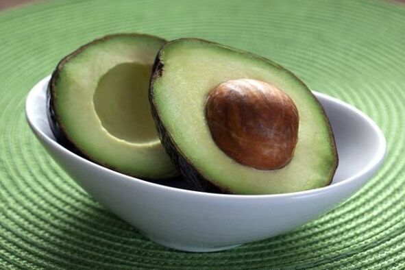 Avocado, na naglalaman ng omega-3 fatty acids, sa diyeta ng mga nagpapababa ng timbang